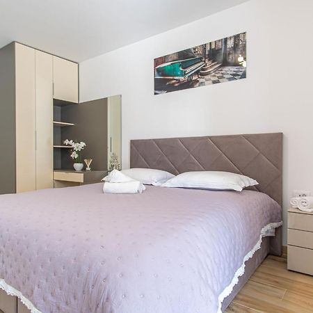 Ledeno More Luxury Apartments Split Ngoại thất bức ảnh
