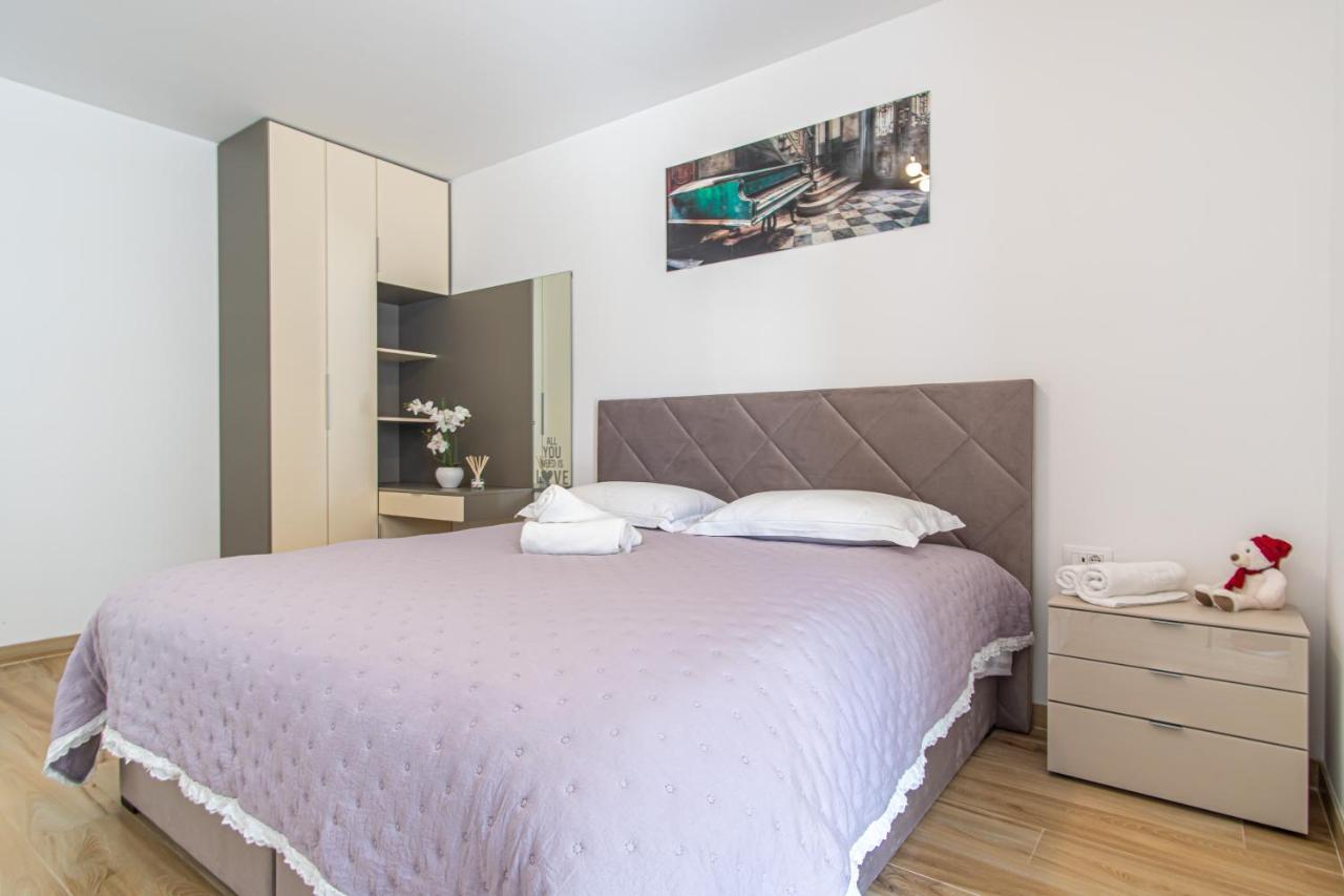 Ledeno More Luxury Apartments Split Ngoại thất bức ảnh