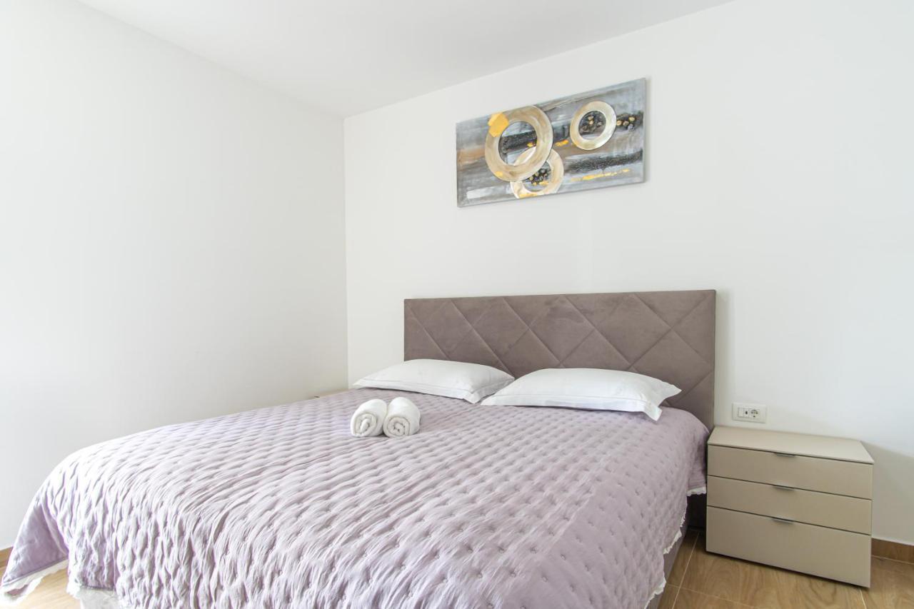 Ledeno More Luxury Apartments Split Ngoại thất bức ảnh