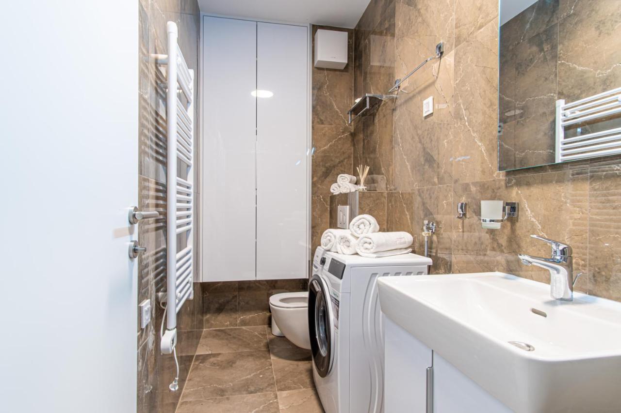 Ledeno More Luxury Apartments Split Ngoại thất bức ảnh