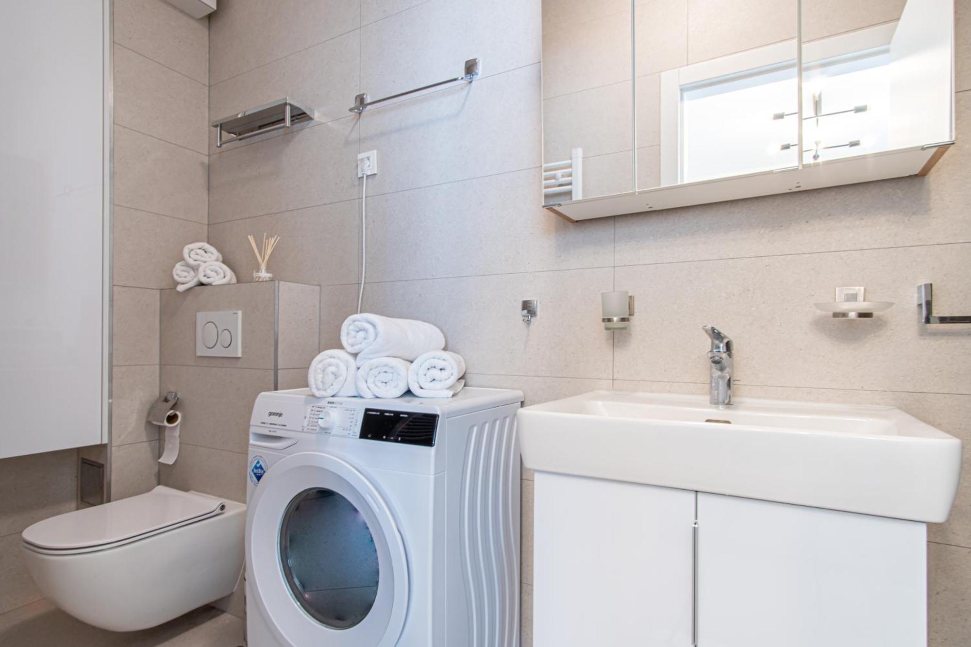 Ledeno More Luxury Apartments Split Ngoại thất bức ảnh