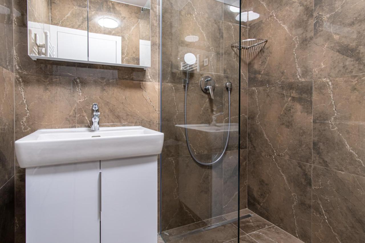 Ledeno More Luxury Apartments Split Ngoại thất bức ảnh