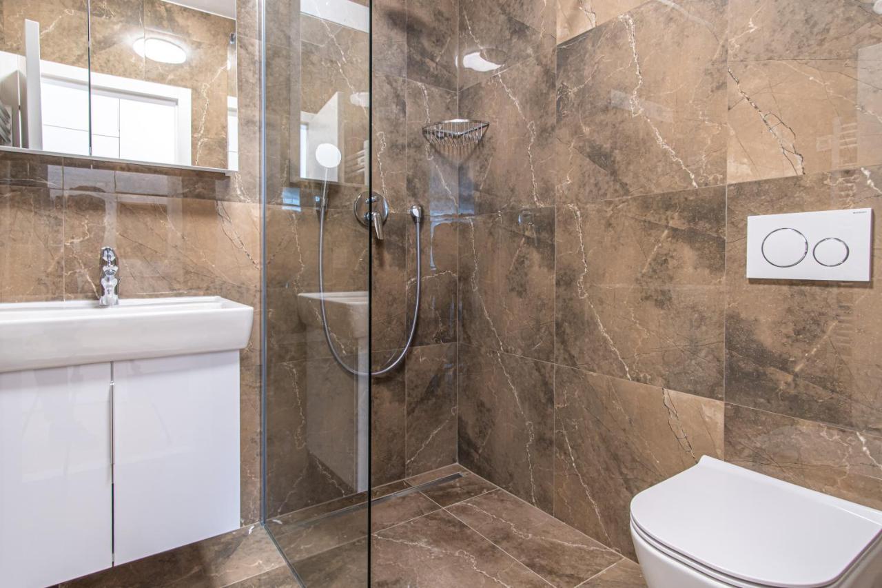 Ledeno More Luxury Apartments Split Ngoại thất bức ảnh